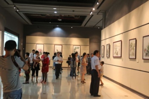 九思山水画展隆重开幕